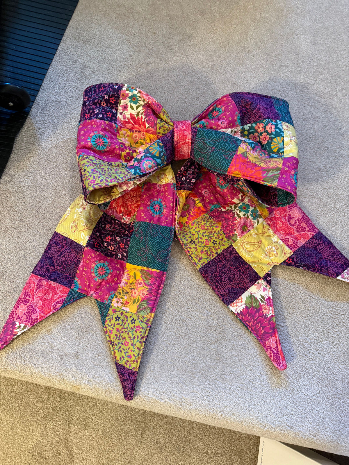 The Big Giant Quilted Bow Lindsey Grace Creates