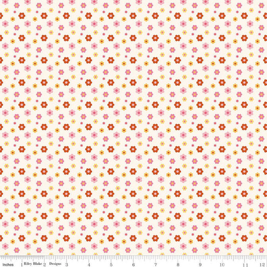 Floral - Cream: Patchwork Floral Cream fabric with petaled flowers and butterflies on cream background