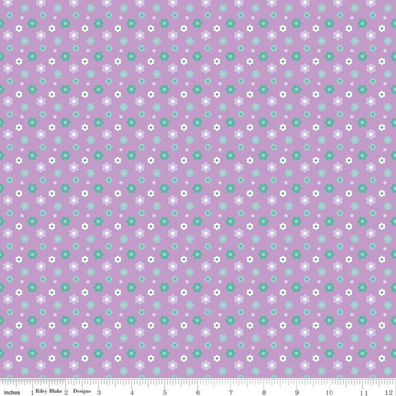 Floral - Purple: Patchwork Floral Purple fabric with petaled flowers and butterflies on purple background