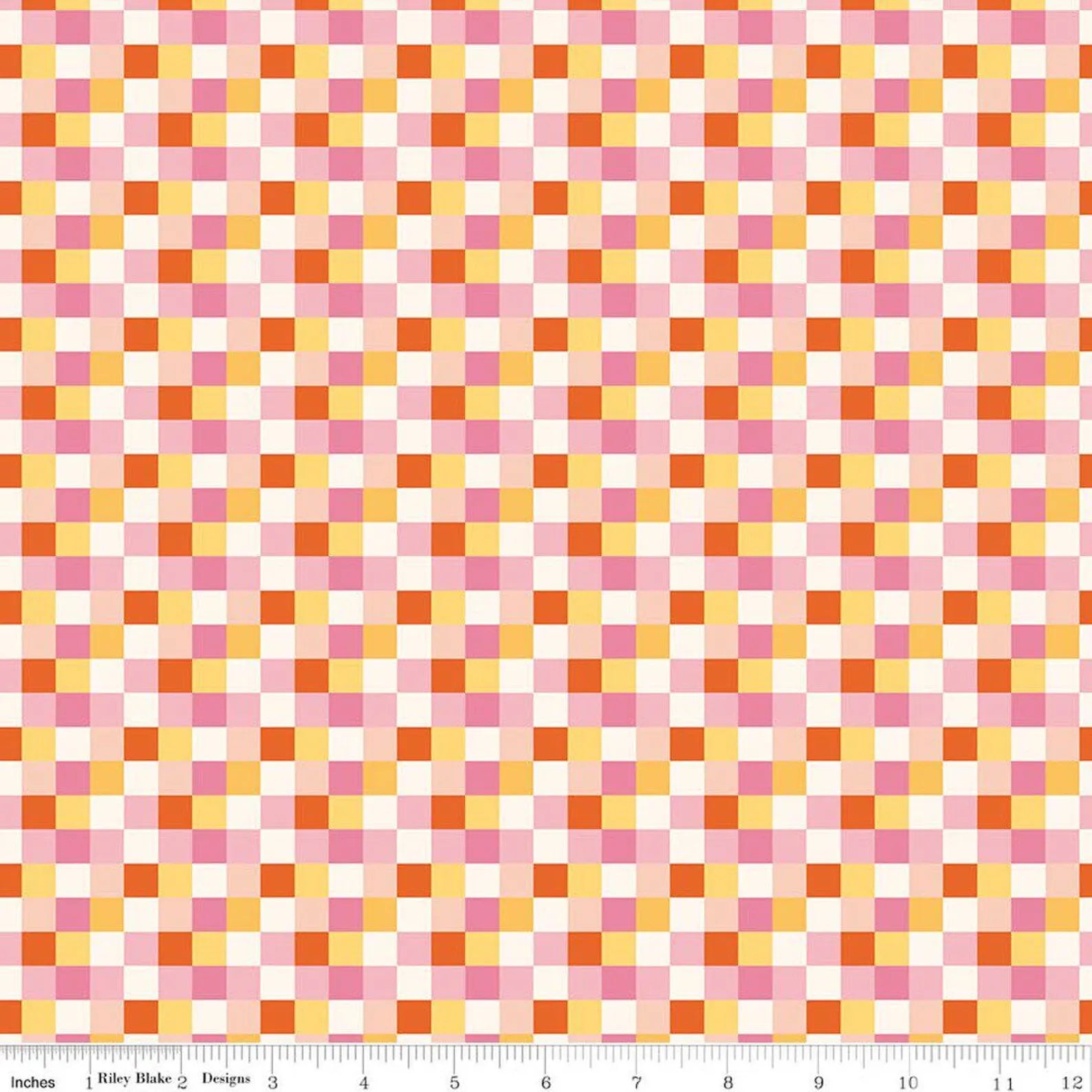 Checks - Pink: Patchwork Checks Pink fabric with gingham check pattern on pink background