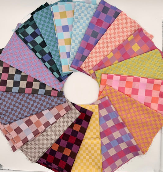 Check Mates by Anna Maria Textiles for Northcott — Fat Quarter Bundle — 18 SKUs'